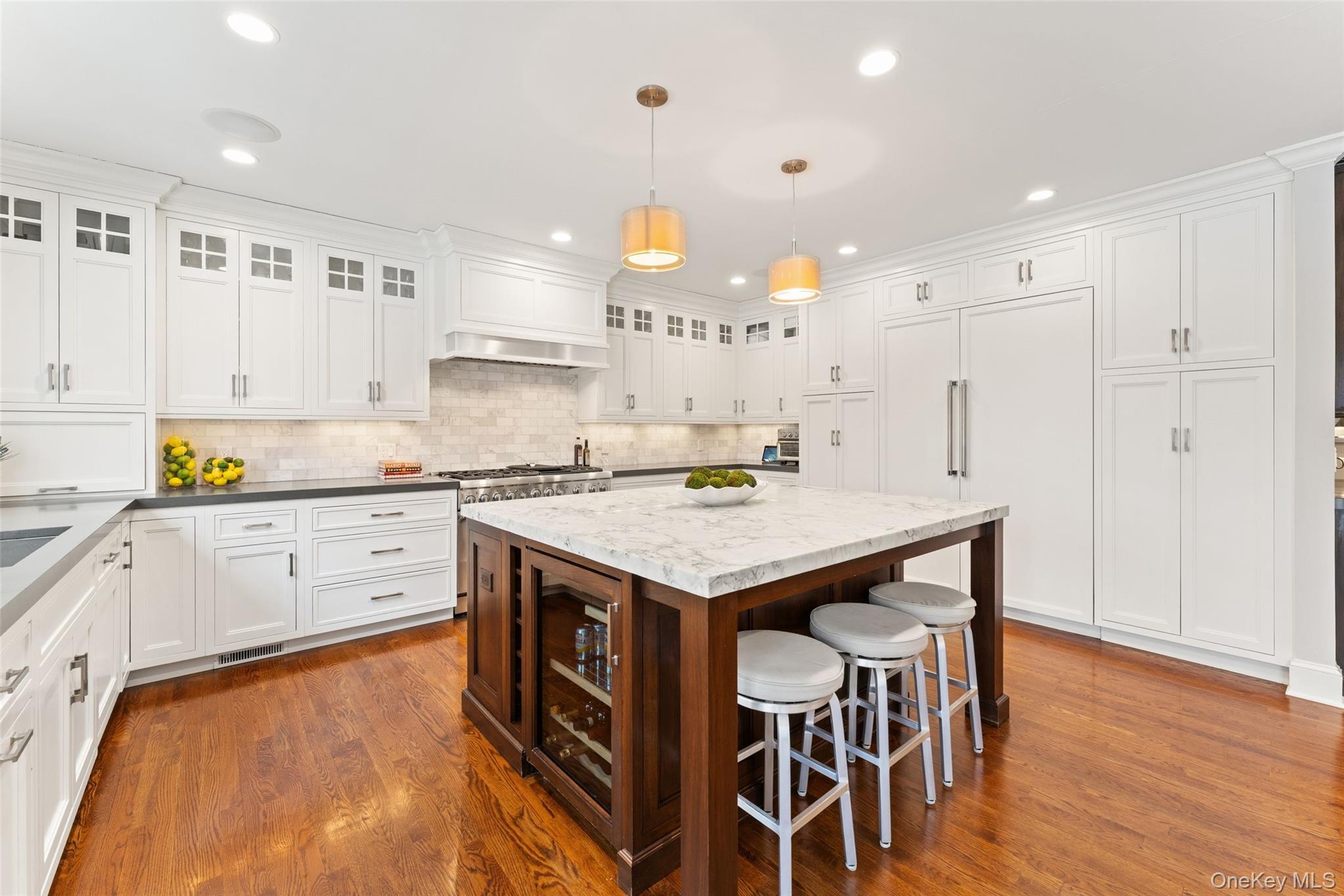 #12 photo, 326 Heathcote Road, Scarsdale , NY 10583