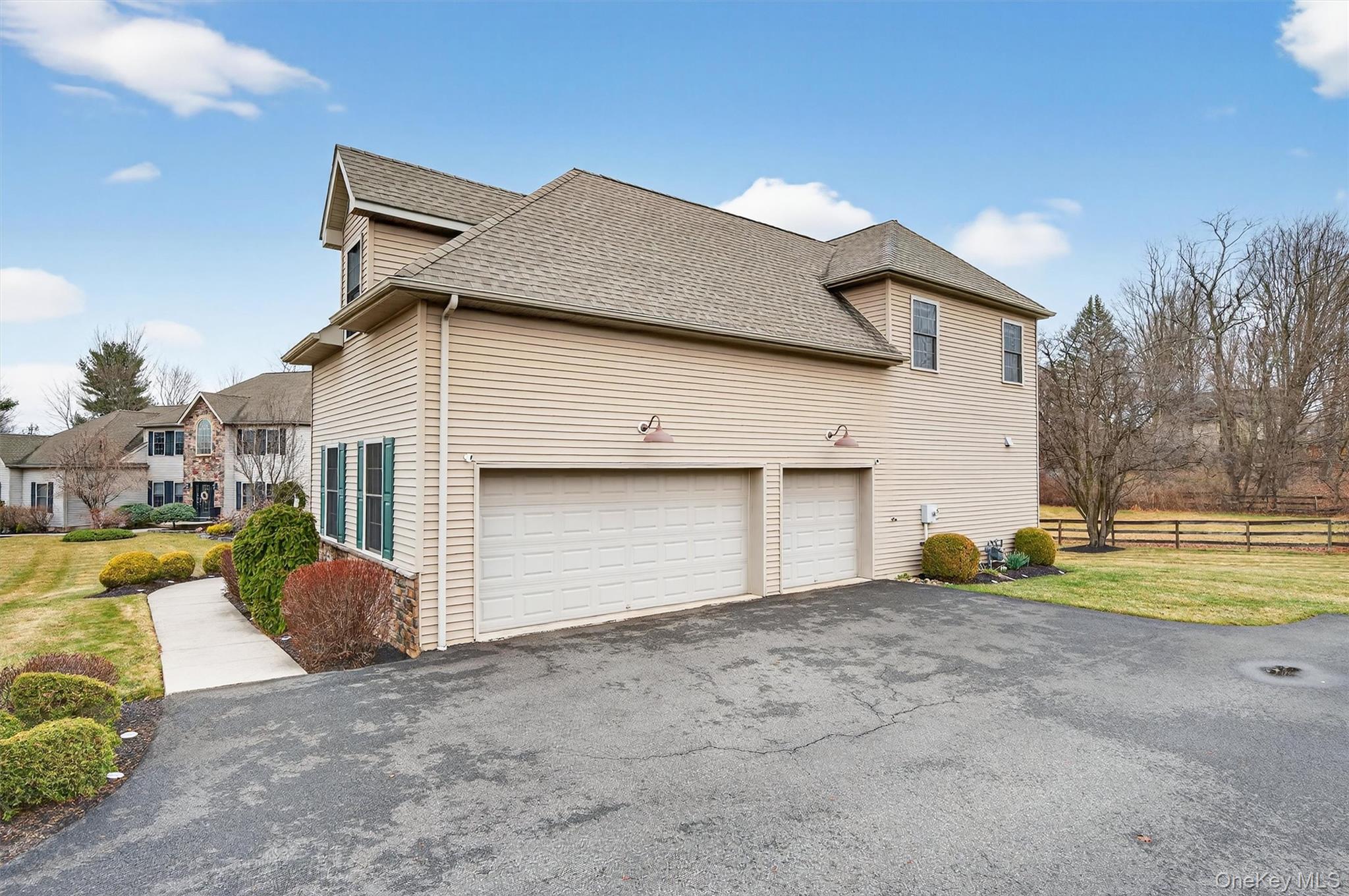 #3 photo, 7 Maidstone Lane, Monroe , NY 10950