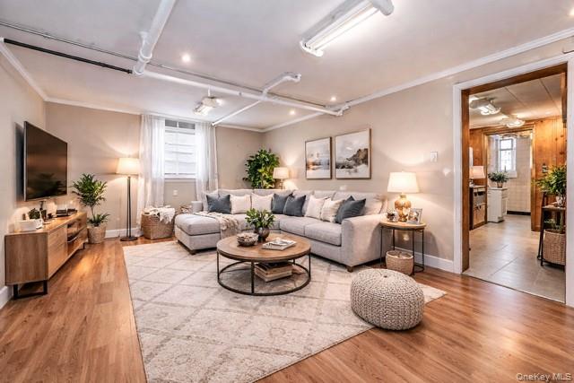 #20 photo, 1776 Seminole Avenue, Bronx , NY 10461