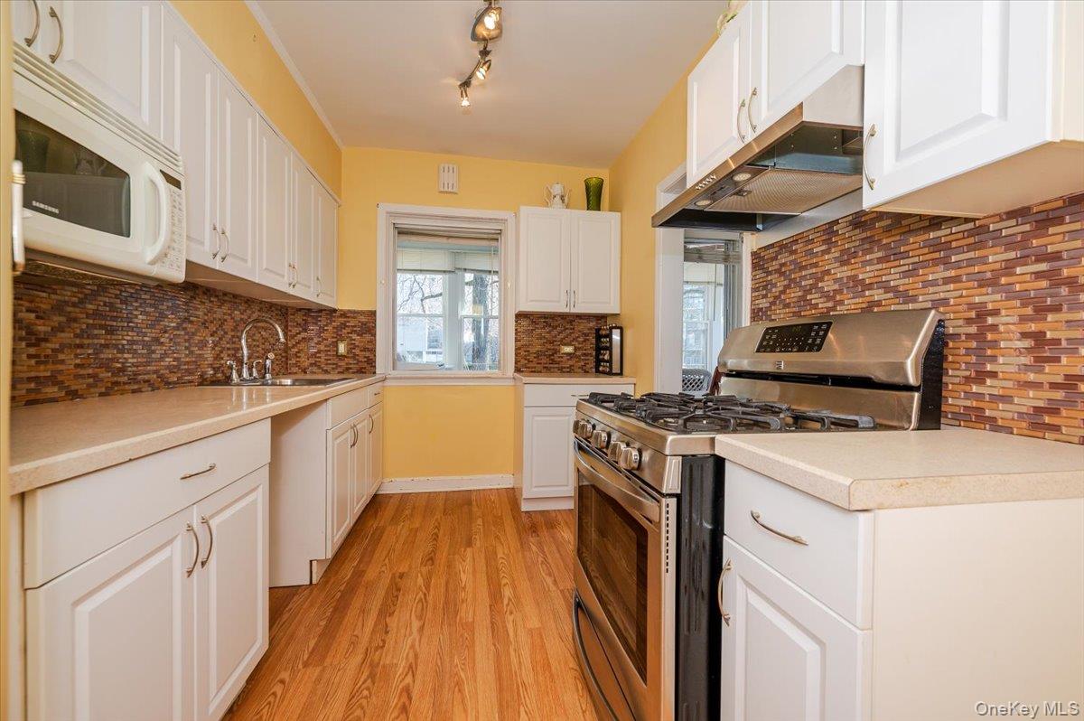 #8 photo, 1776 Seminole Avenue, Bronx , NY 10461