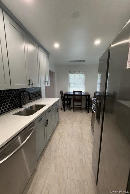 #10 photo, 156 Parkside Drive, Suffern , NY 10901