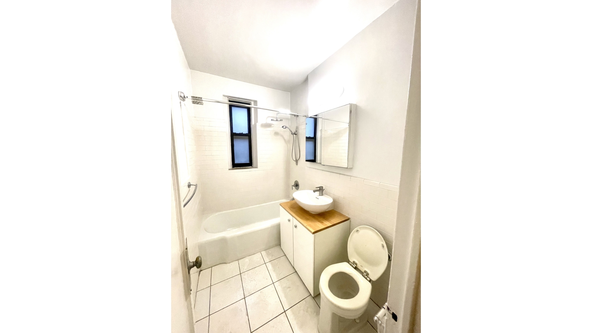 #11 photo, 3015 RIVERDALE Avenue, Kingsbridge , NY 10463