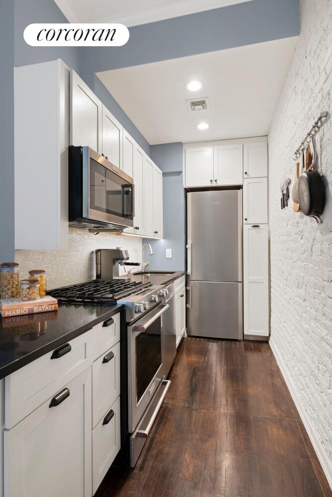 #7 photo, 458 W 23RD Street, ম্যানহাটন Chelsea , NY 10011