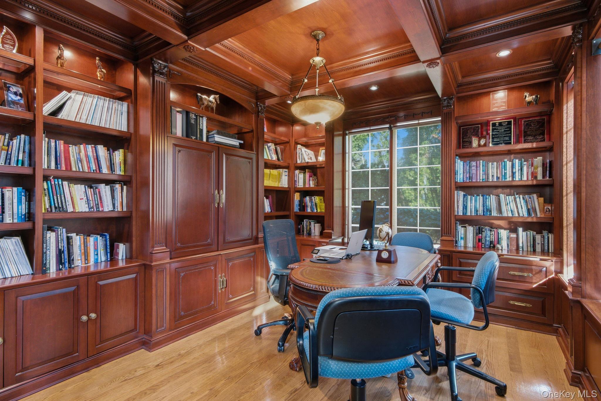 #20 photo, 19 Cobblestone Court, Centerport , NY 11721