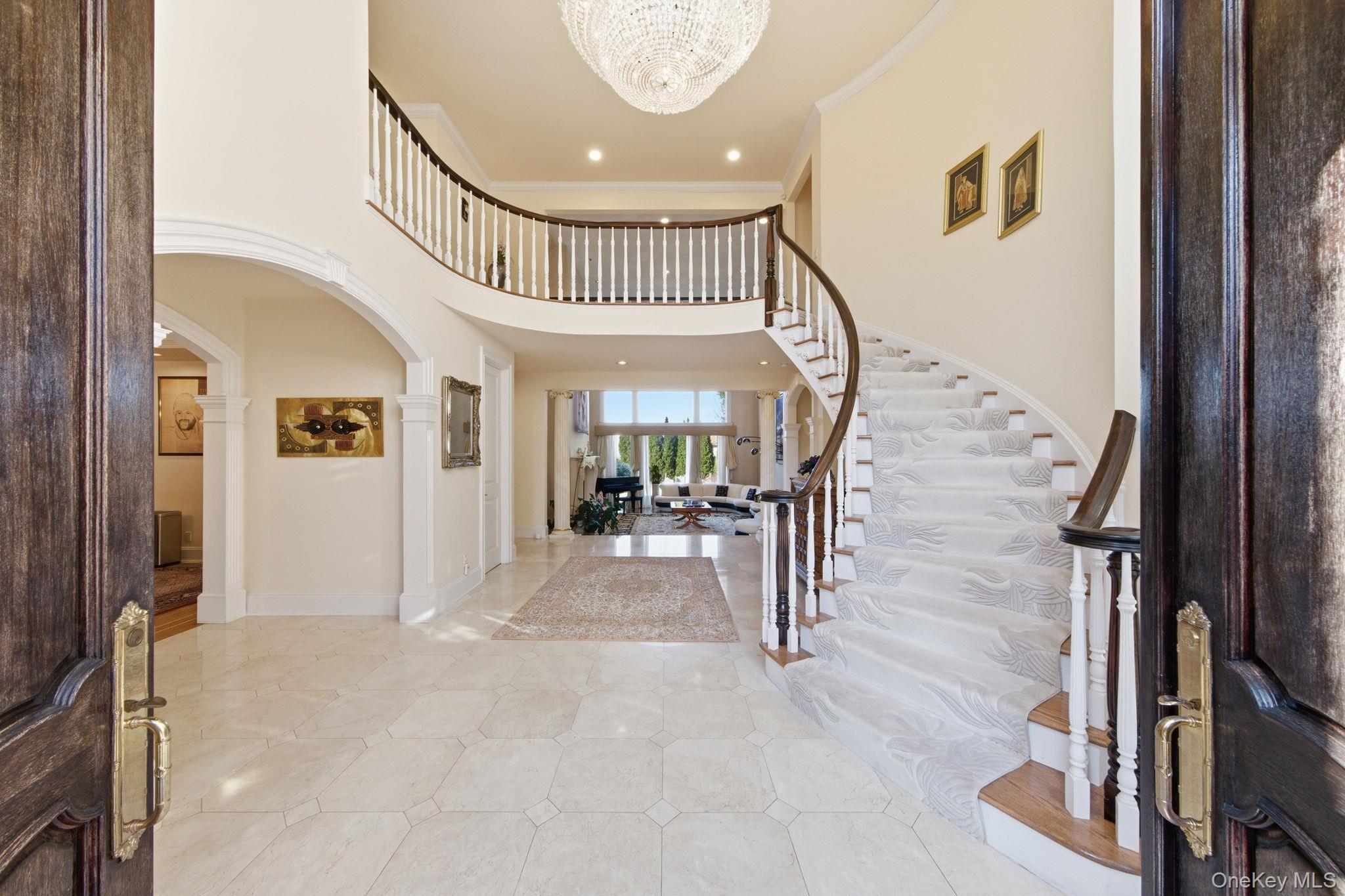 #8 photo, 19 Cobblestone Court, Centerport , NY 11721