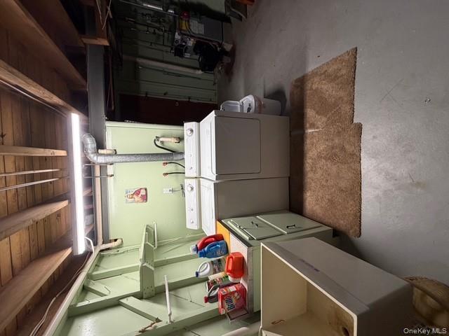 #16 photo, 118 Carol Road, East Meadow , NY 11554