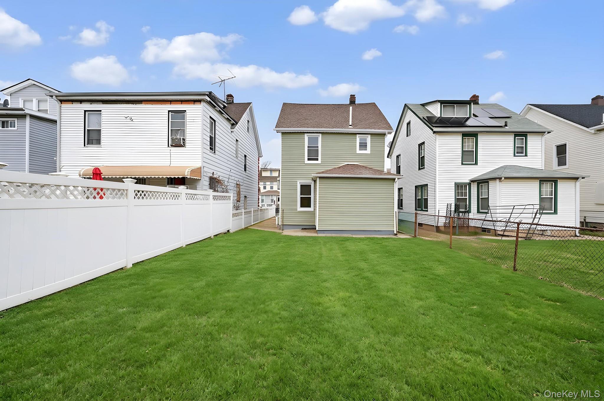 #15 photo, 19450 Murdock Avenue, Saint Albans , NY 11412