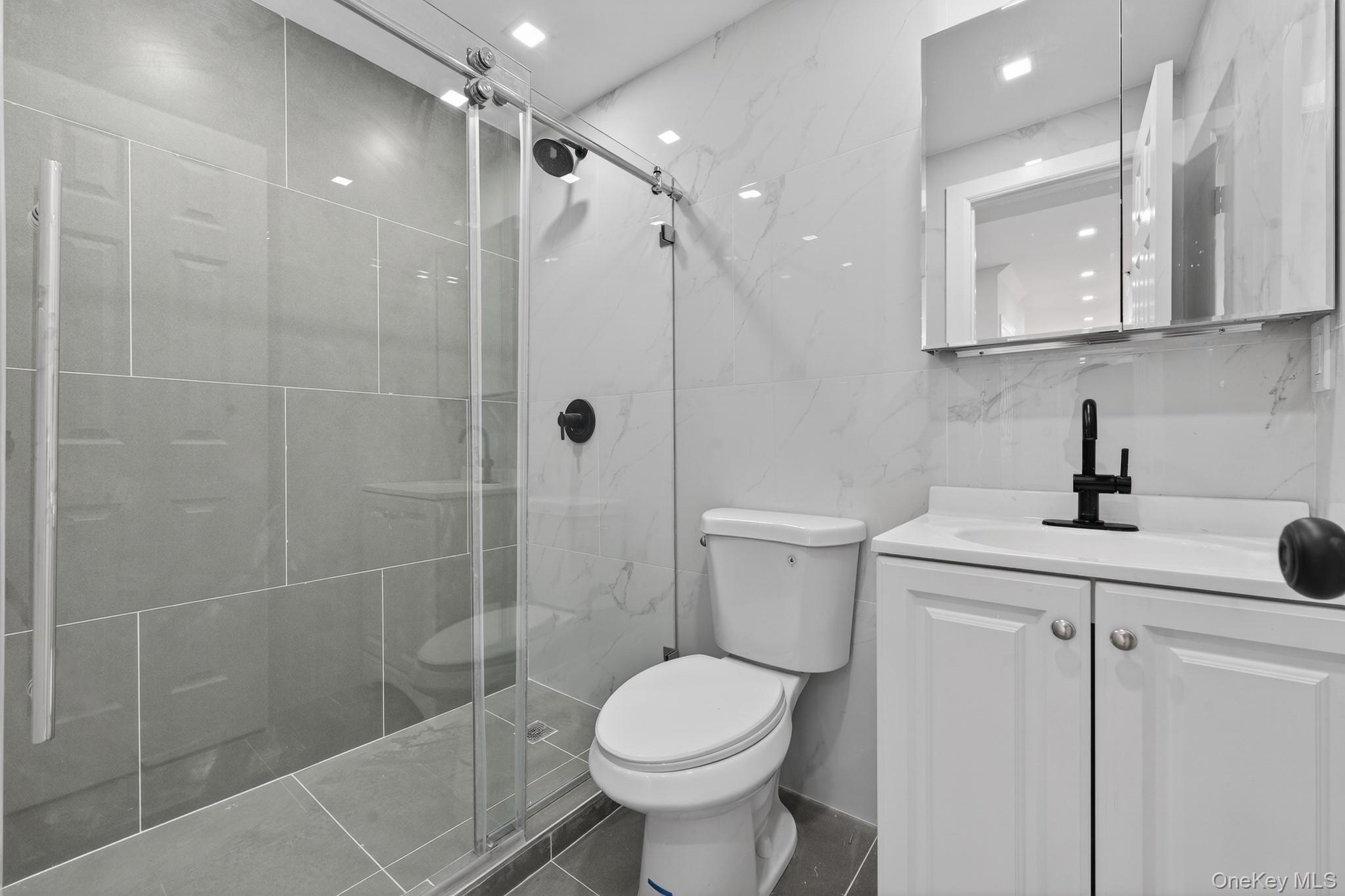 #5 photo, 19450 Murdock Avenue, Saint Albans , NY 11412