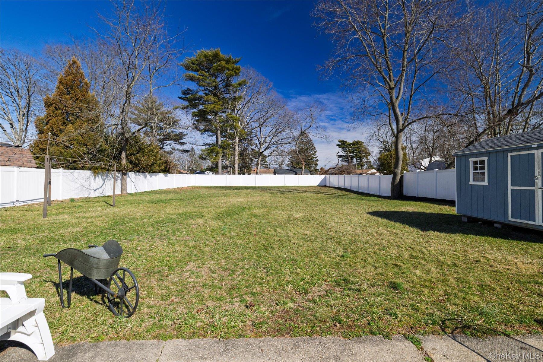 #18 photo, 33 Lukens Avenue, Brentwood , NY 11717