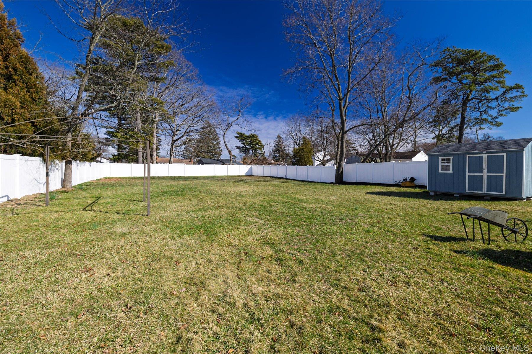 #19 photo, 33 Lukens Avenue, Brentwood , NY 11717