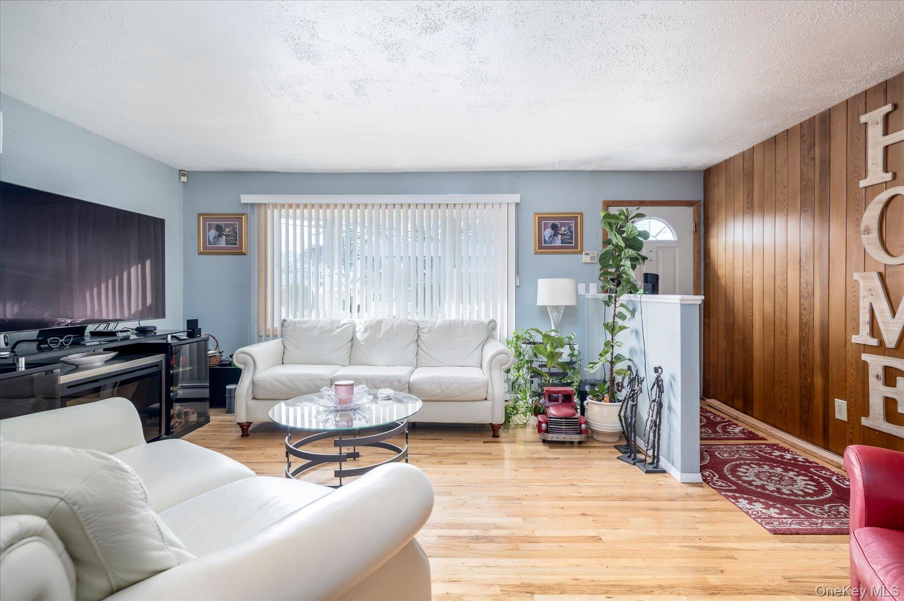 #3 photo, 33 Lukens Avenue, Brentwood , NY 11717