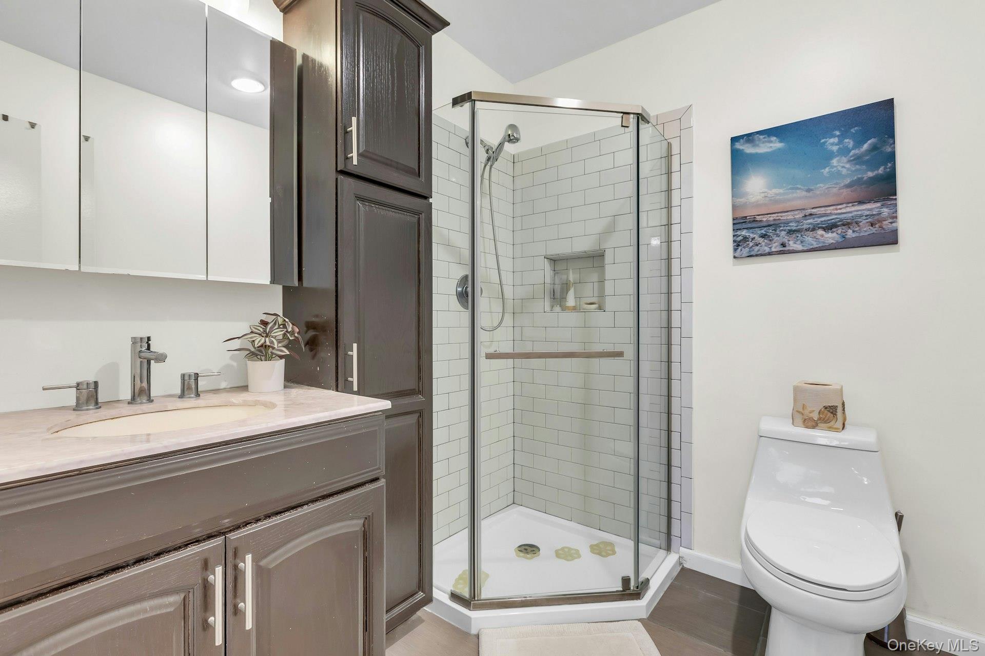 #18 photo, 864 Skyline Drive, সাফোক কাউন্টি Coram , NY 11727