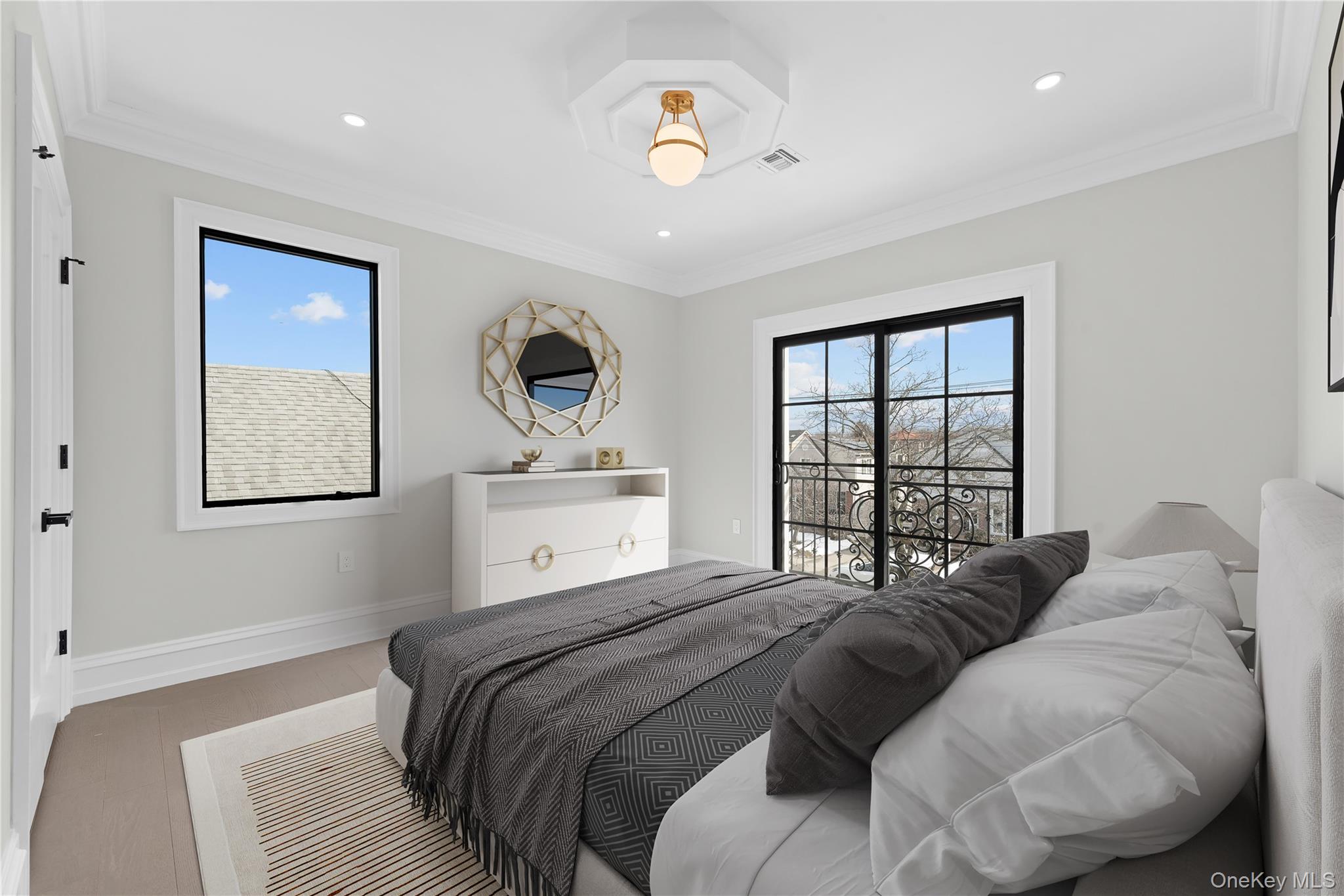 #16 photo, 25909 81st Avenue, Glen Oaks , NY 11004