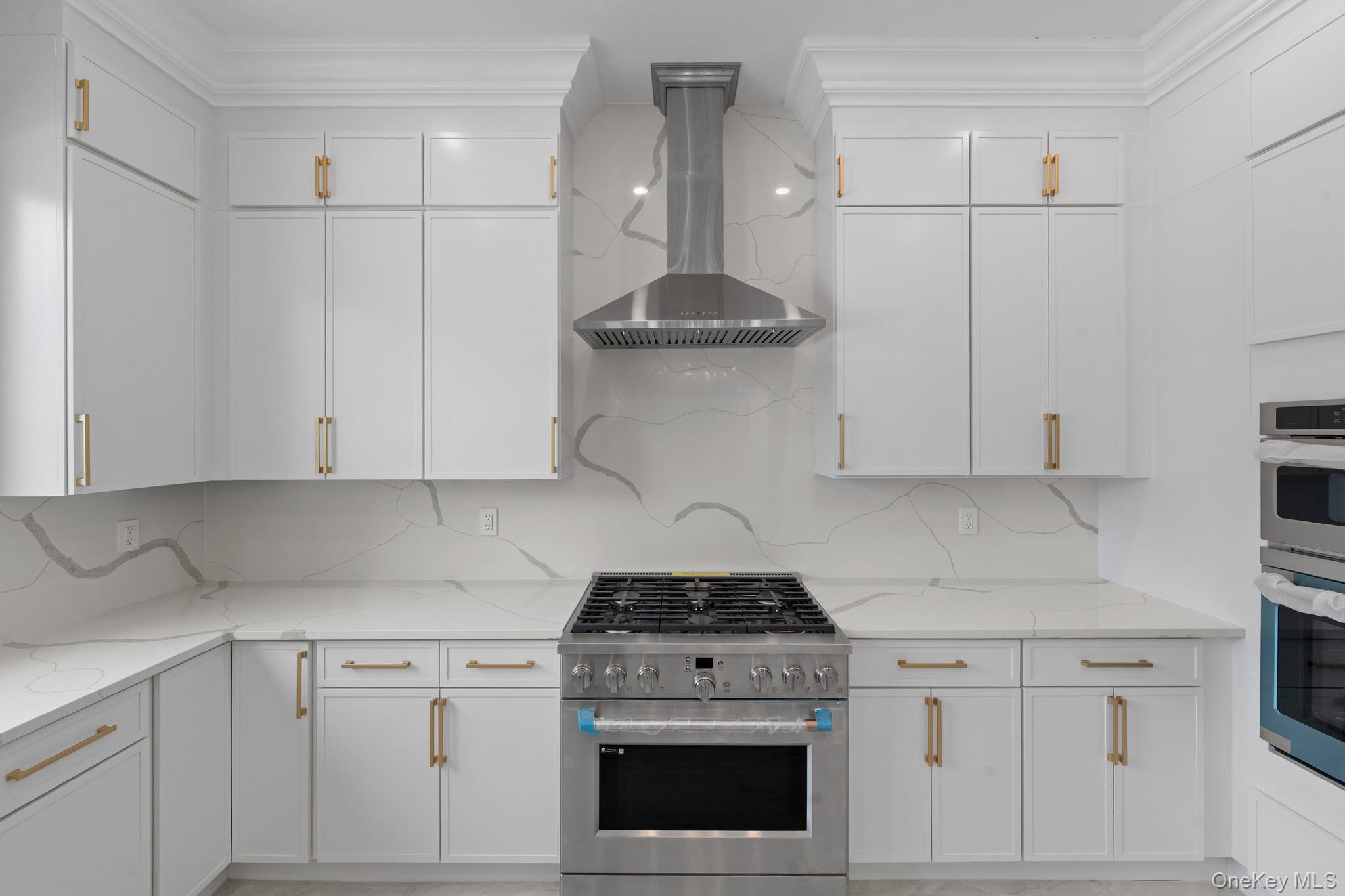 #5 photo, 25909 81st Avenue, Glen Oaks , NY 11004