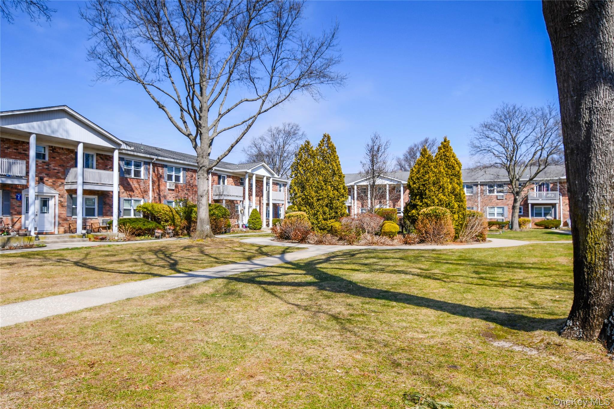 #19 photo, 5 Fairharbor Drive, Patchogue , NY 11772