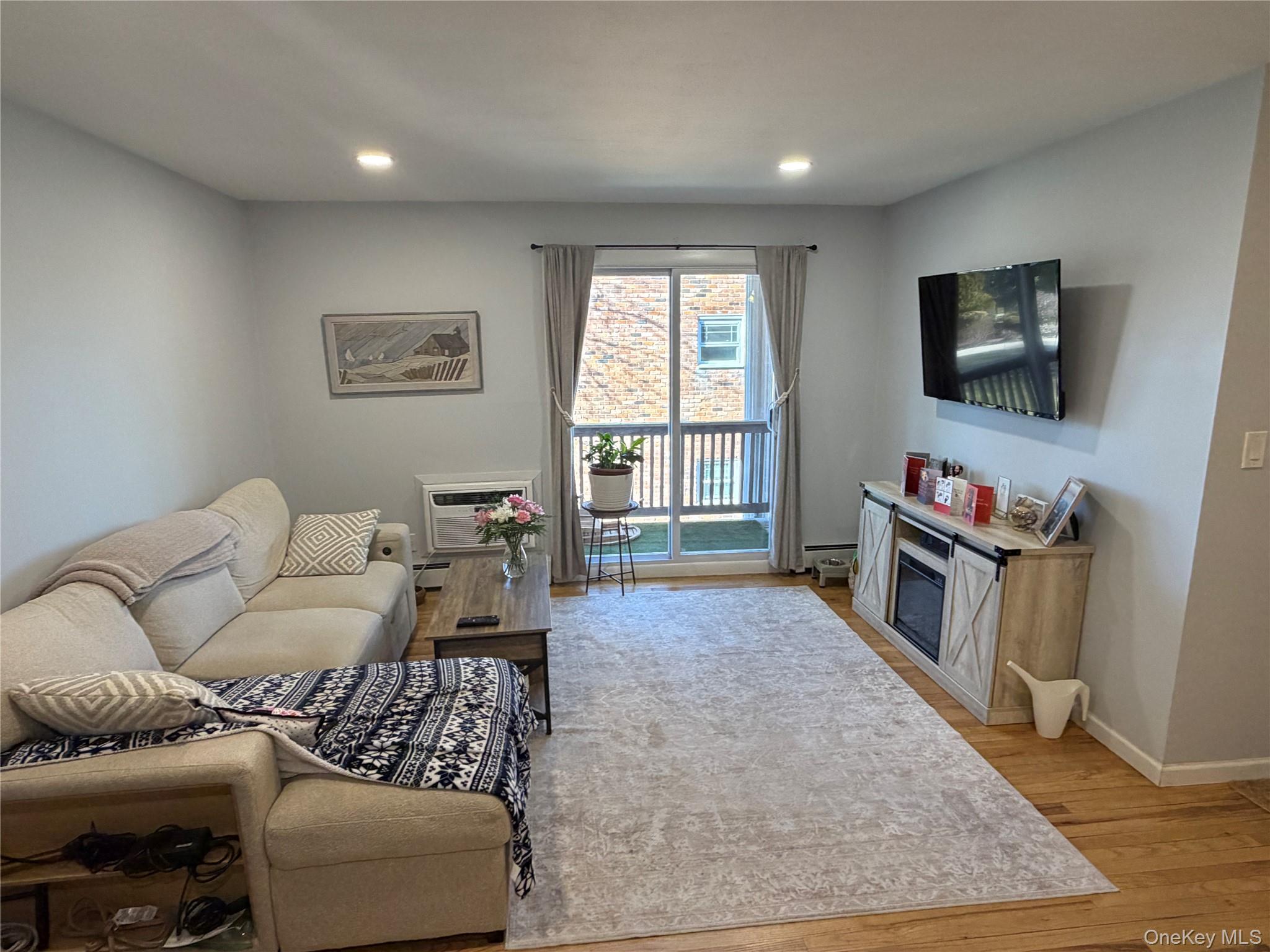 #3 photo, 5 Fairharbor Drive, Patchogue , NY 11772