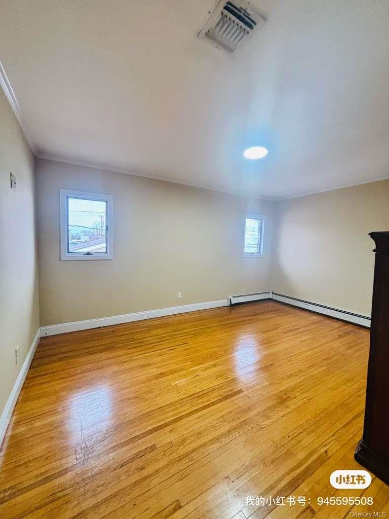 #9 photo, 3199 Ilene Lane, Levittown , NY 11756