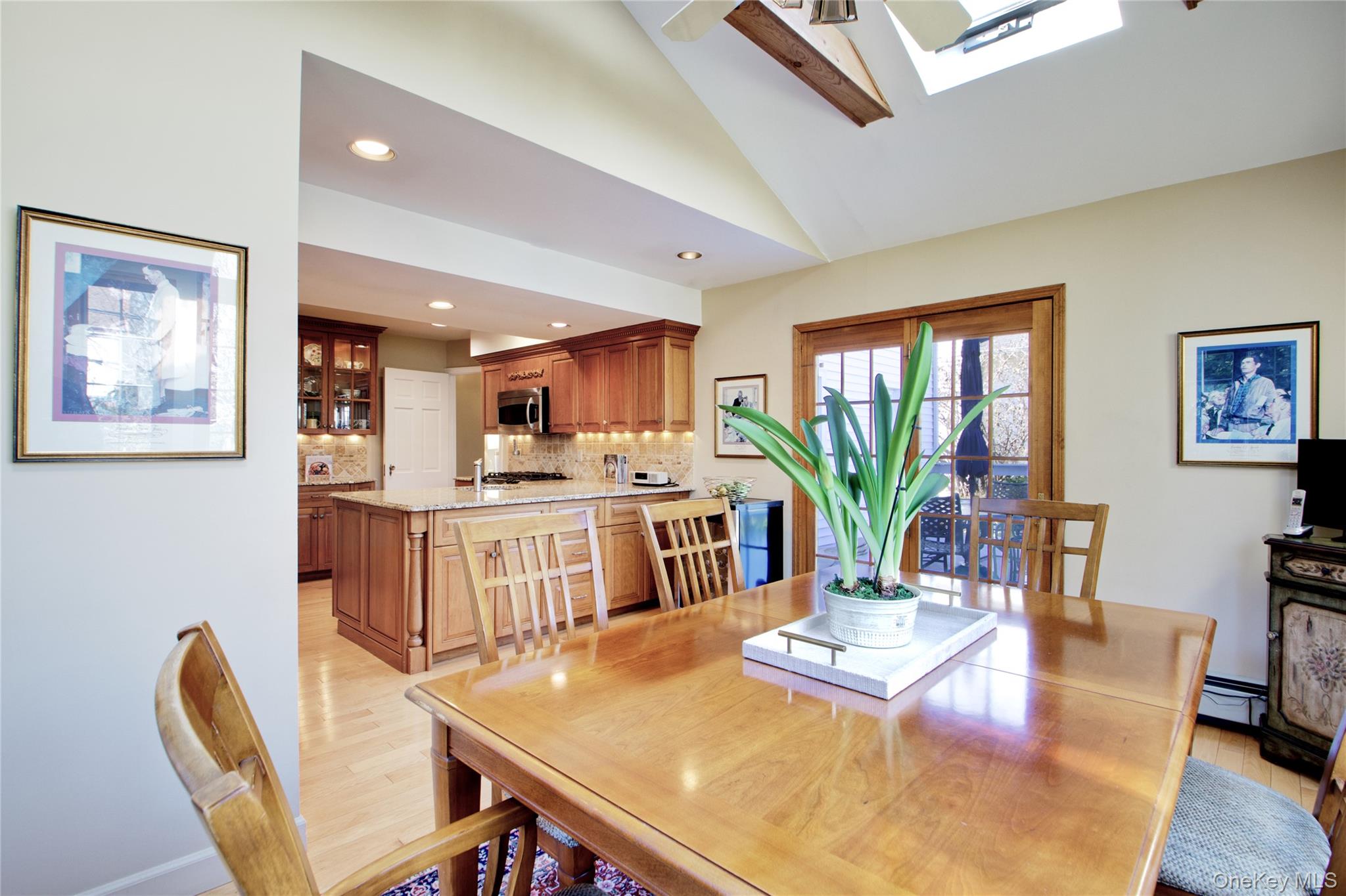 #13 photo, 139 Garden Street, Garden City , NY 11530