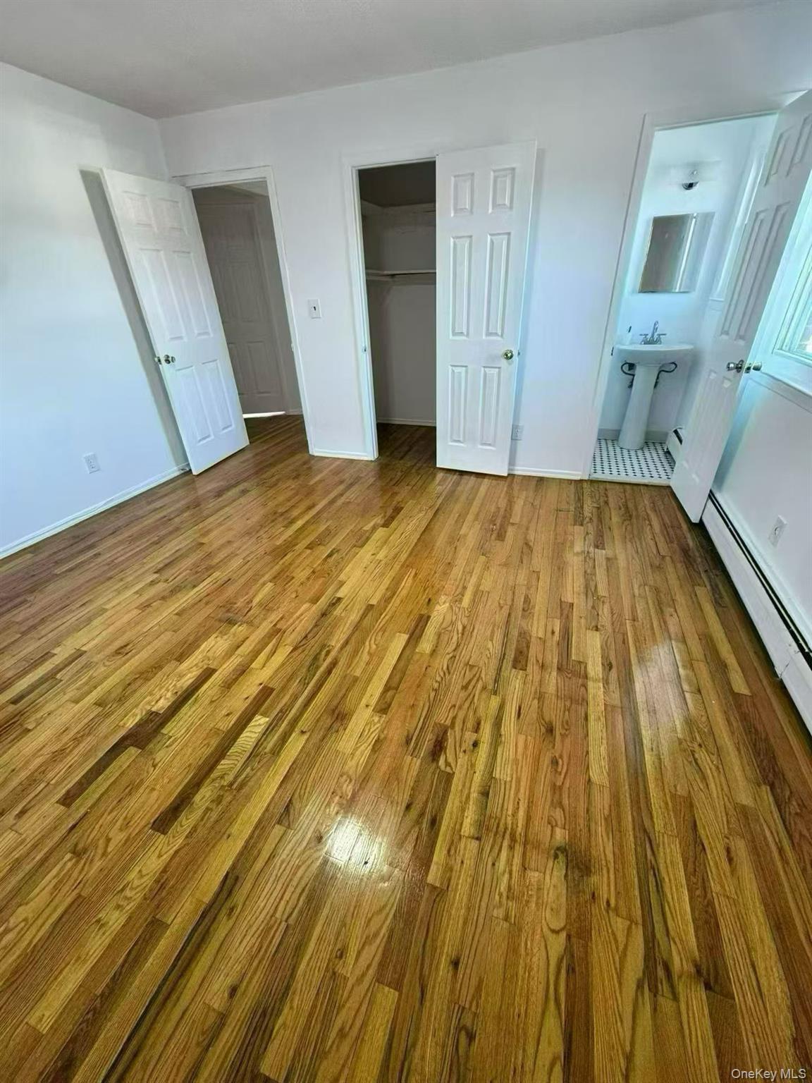 #1 photo, 15184 17th Road, Whitestone , NY 11357