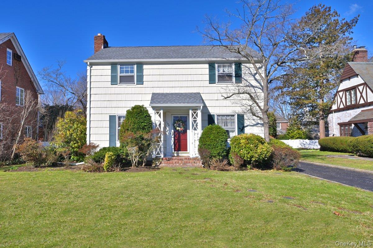 #1 photo, 146 Kildare Road, Garden City , NY 11530