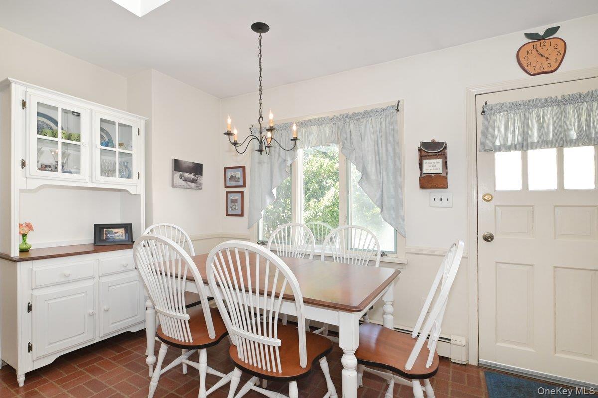 #14 photo, 146 Kildare Road, Garden City , NY 11530