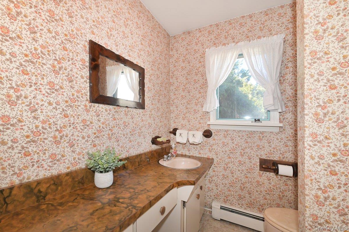 #16 photo, 146 Kildare Road, Garden City , NY 11530