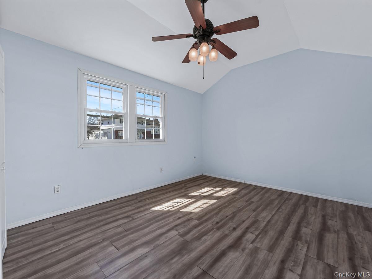 #11 photo, 2 Hyannis Court, East Rockaway , NY 11518