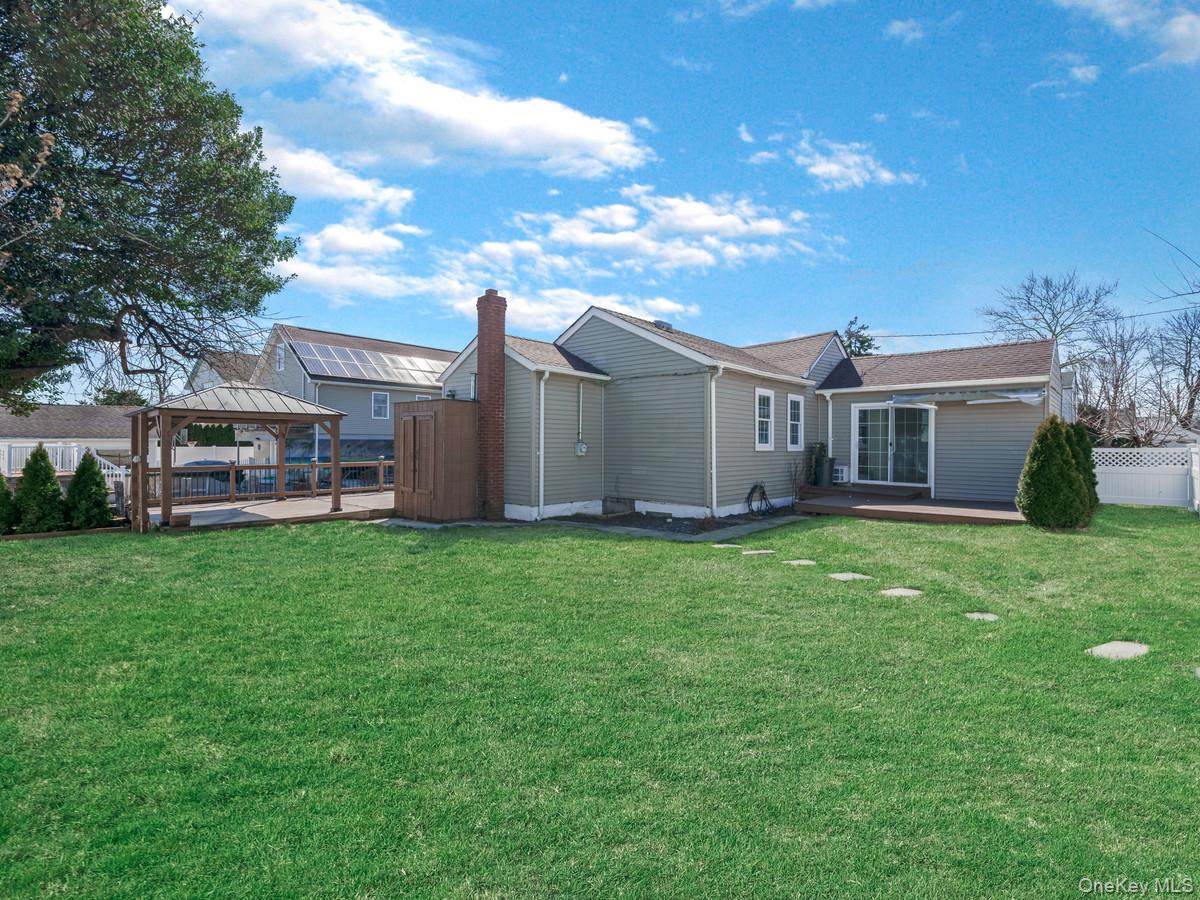 #16 photo, 2 Hyannis Court, East Rockaway , NY 11518