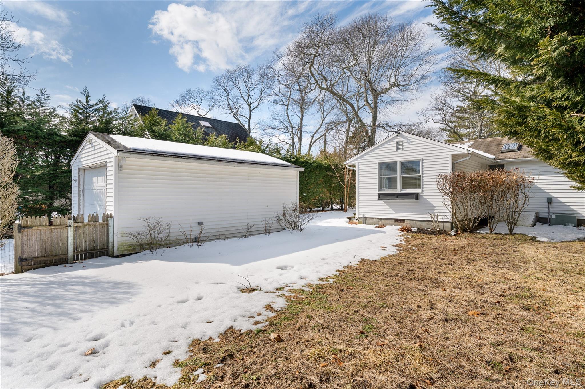 #13 photo, 5 Sherman Avenue, Саффолк ‖ Hampton Bays , NY 11946