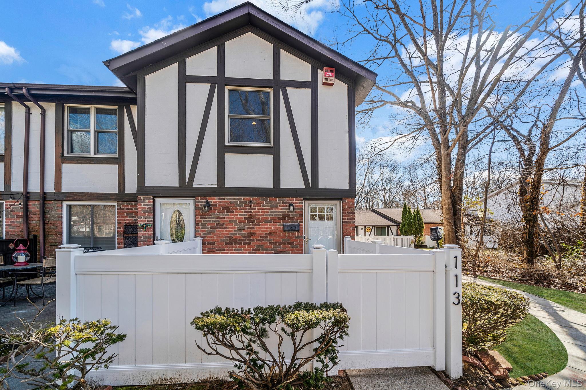 #1 photo, 113 Birchwood Road, সাফোক কাউন্টি Medford , NY 11763