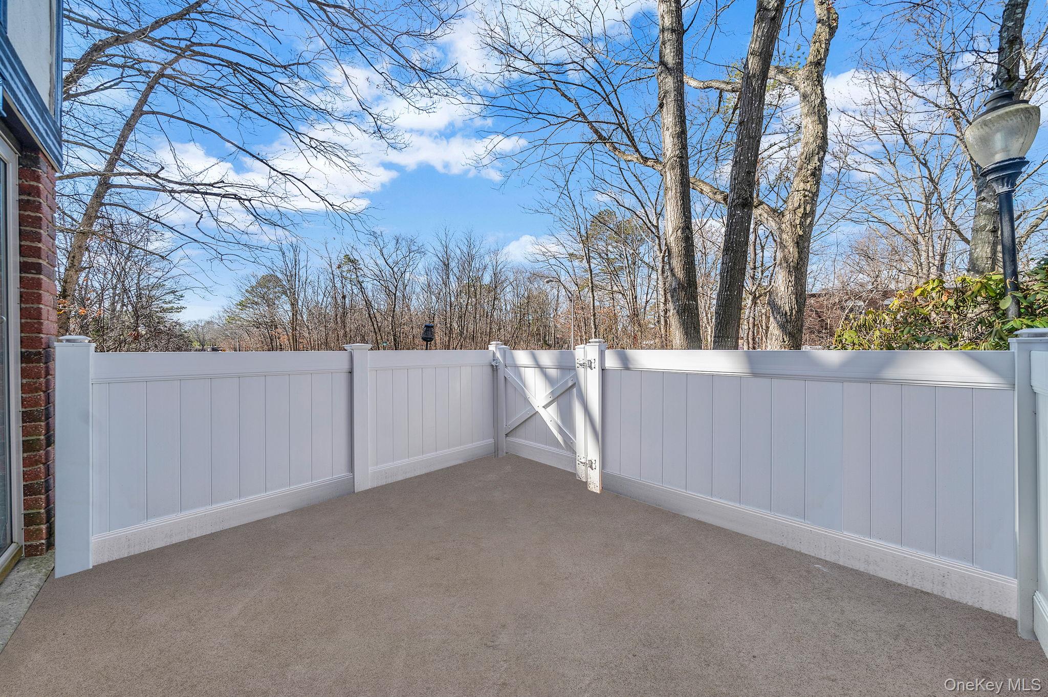 #4 photo, 113 Birchwood Road, সাফোক কাউন্টি Medford , NY 11763