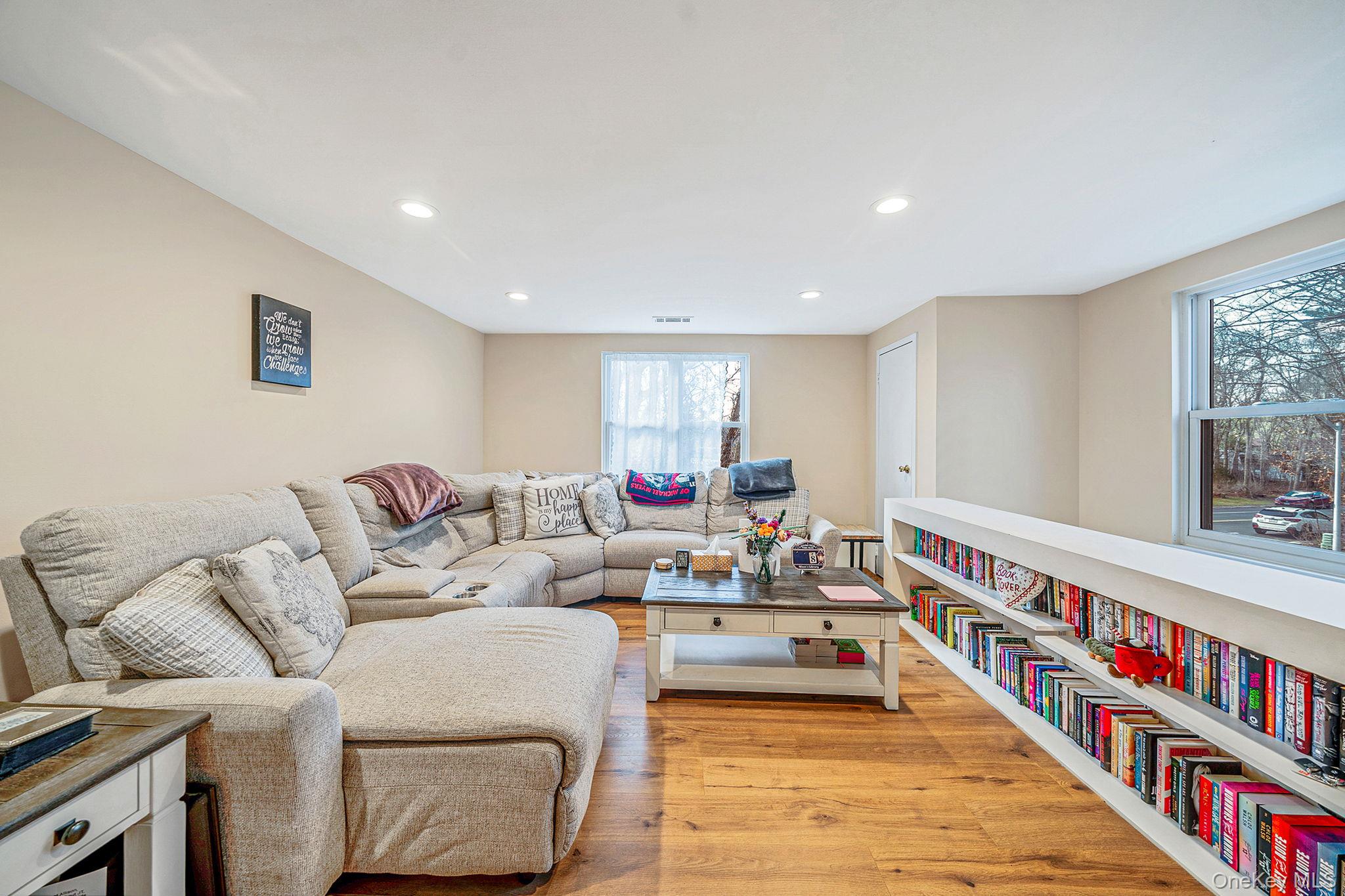 #6 photo, 113 Birchwood Road, সাফোক কাউন্টি Medford , NY 11763