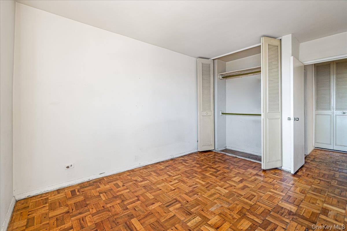 #7 photo, 102-30 66th Road, কুইন্‌স Forest Hills , NY 11375