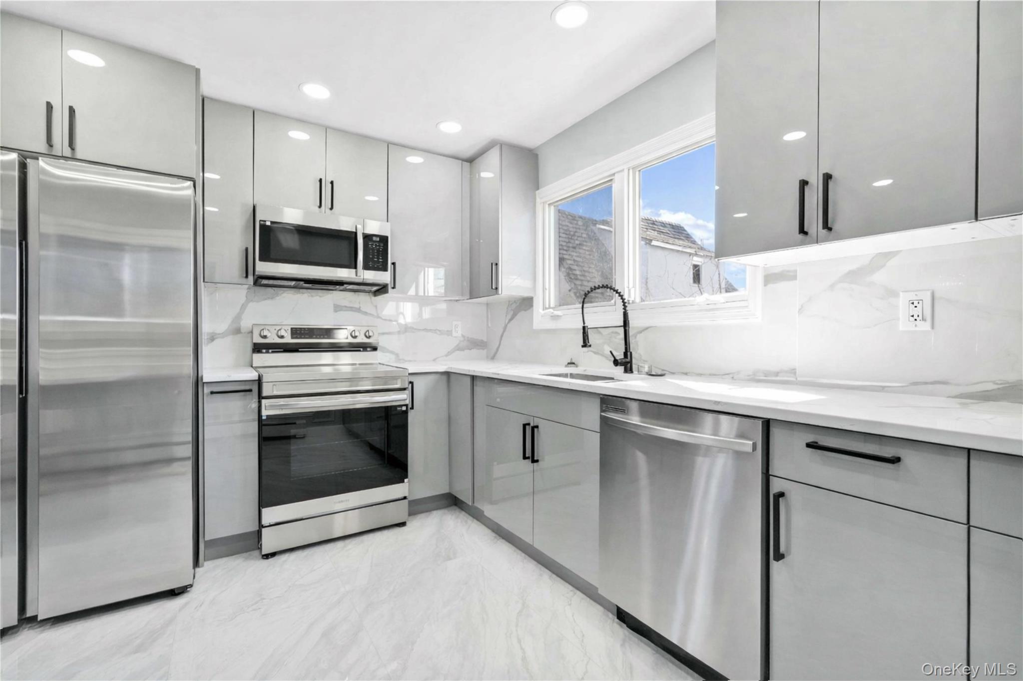 #9 photo, 59 Boylston Street, Hempstead , NY 11550