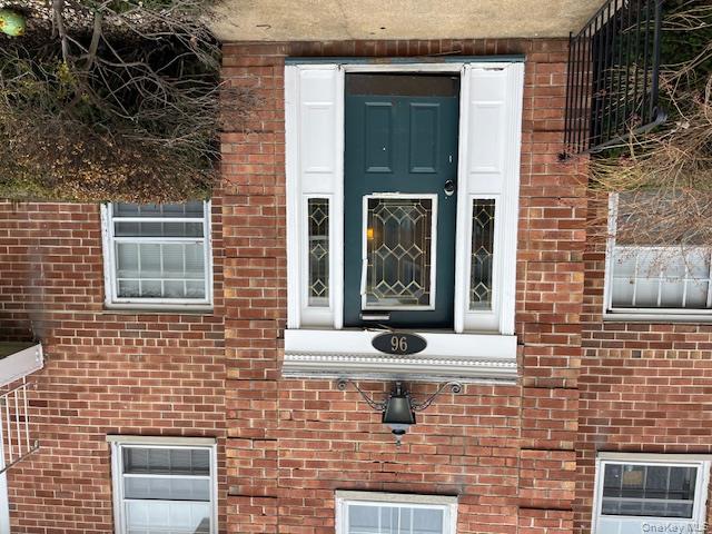 #2 photo, 96 Shore Road, Port Washington , NY 11050