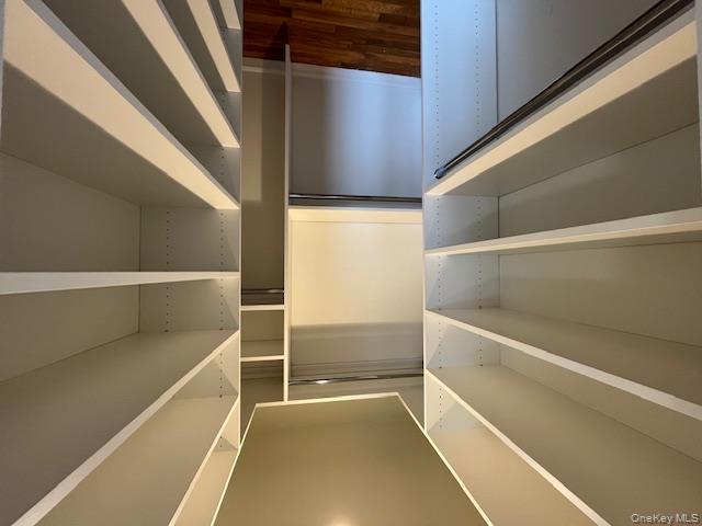 #8 photo, 96 Shore Road, Port Washington , NY 11050