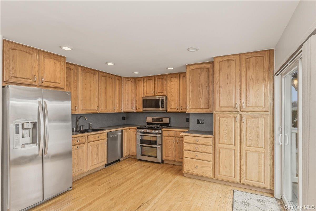 #7 photo, 149-47 Centerville Street, Ozone Park , NY 11417