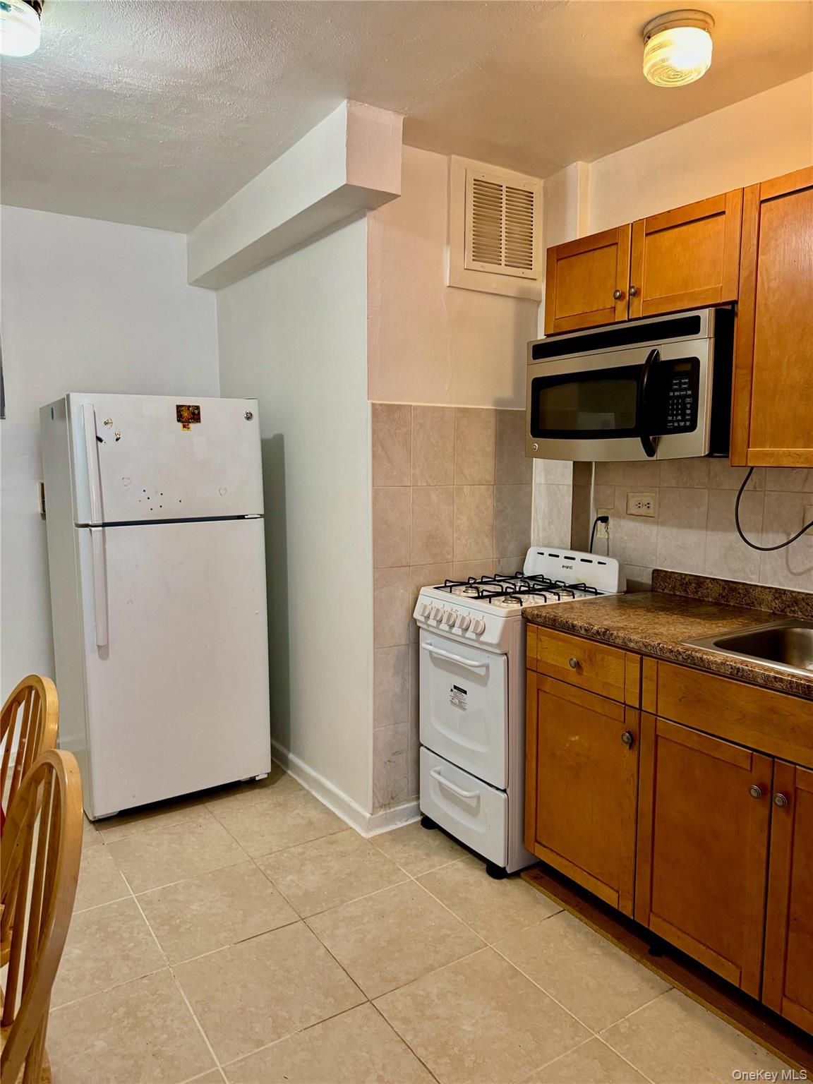 #3 photo, 144-46 38Ave, Flushing , NY 11355