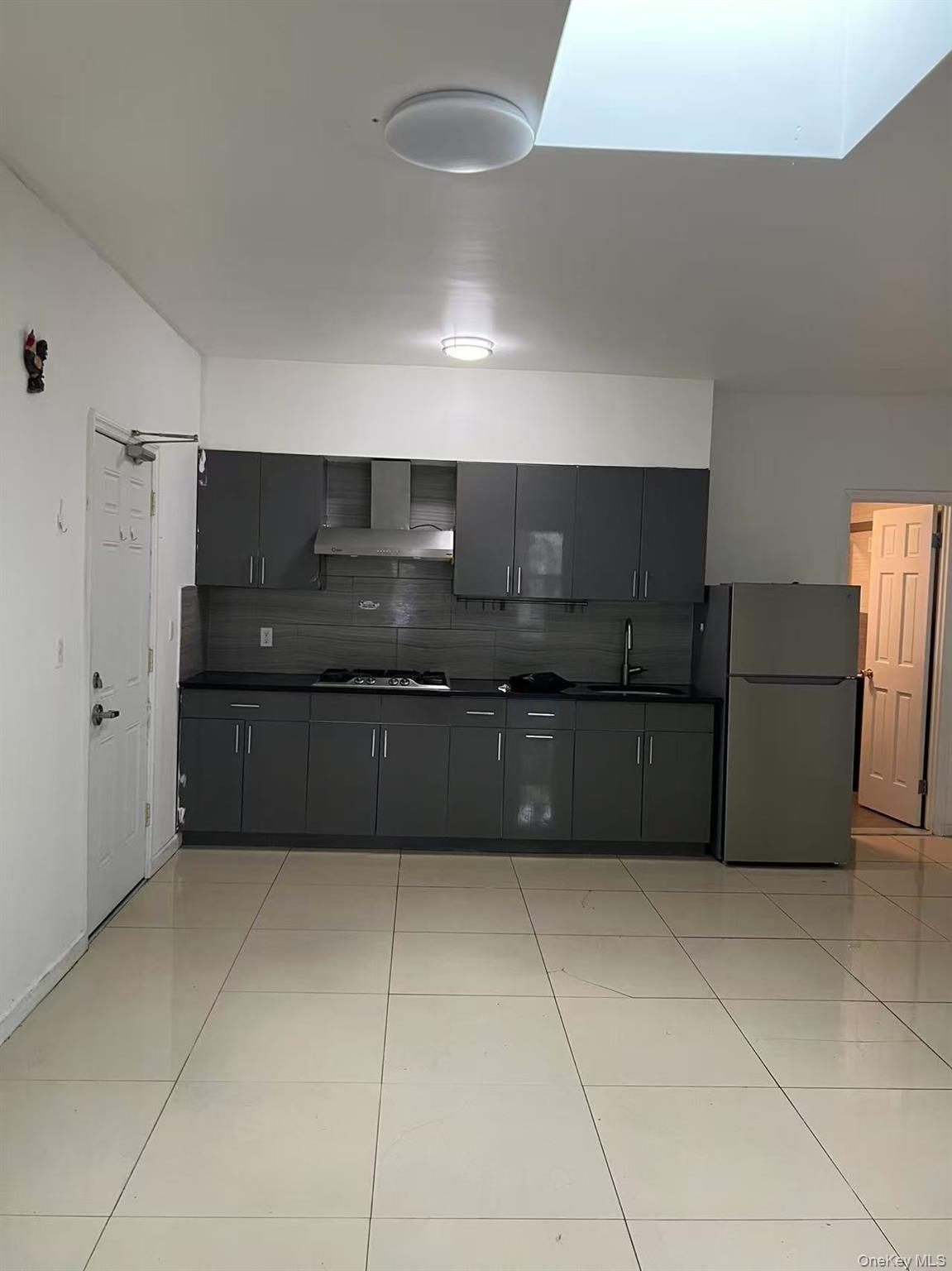 #6 photo, 6727 13th Avenue, Brooklyn , NY 11219