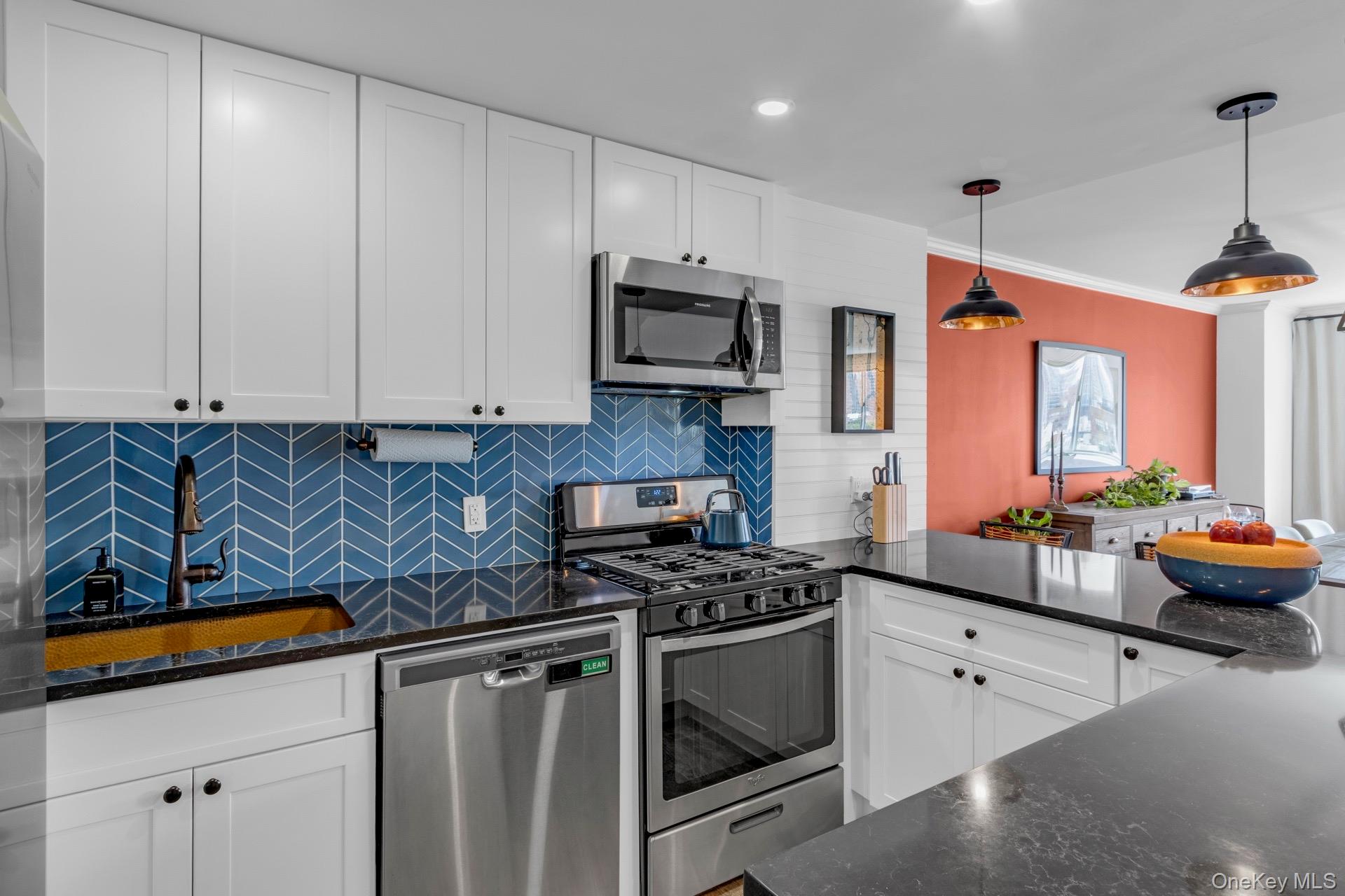 #2 photo, 345 E 93rd Street, ম্যানহাটন New York (Manhattan) , NY 10128