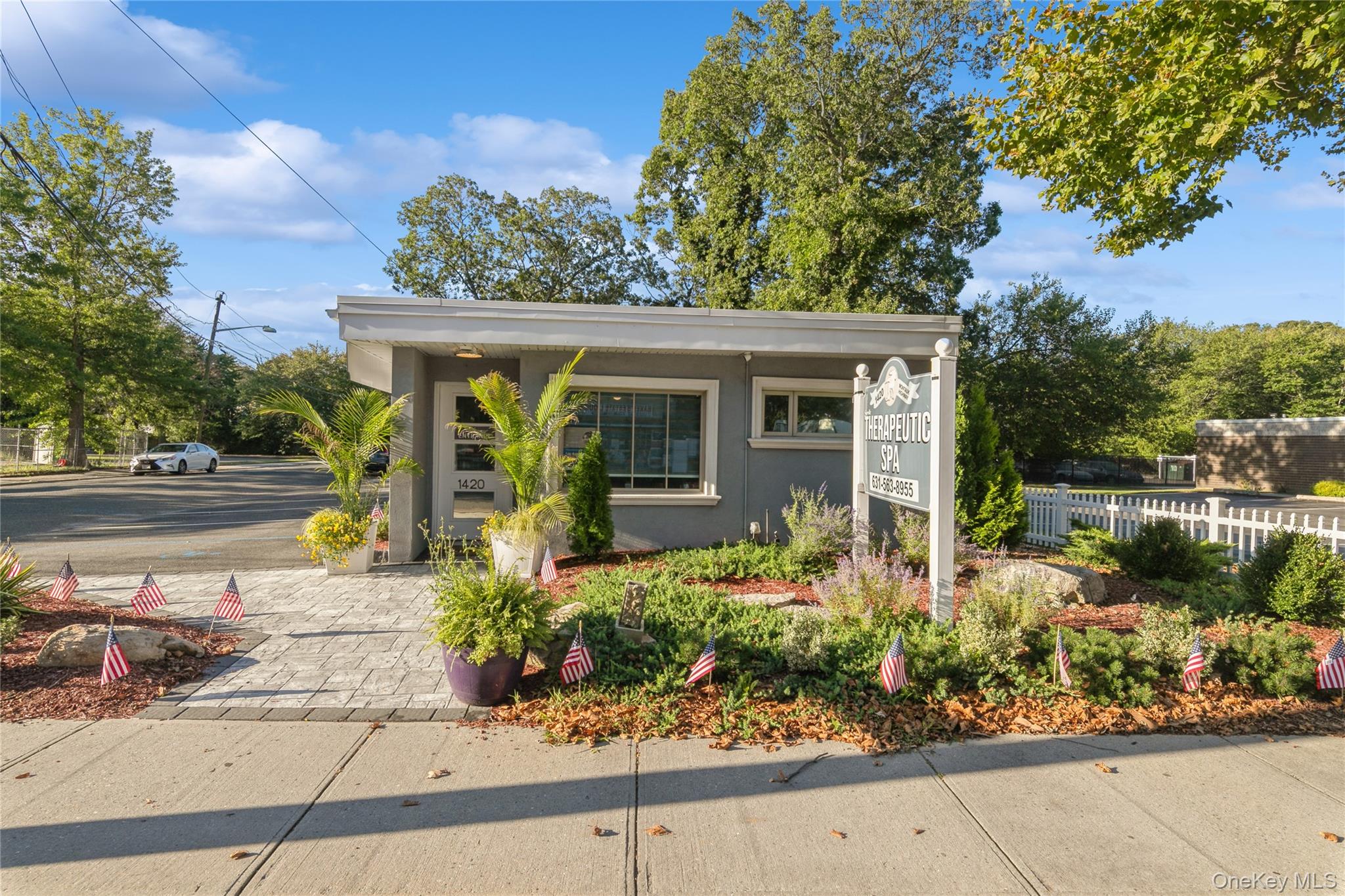 #8 photo, 1420 Montauk Highway, সাফোক কাউন্টি Oakdale , NY 11769