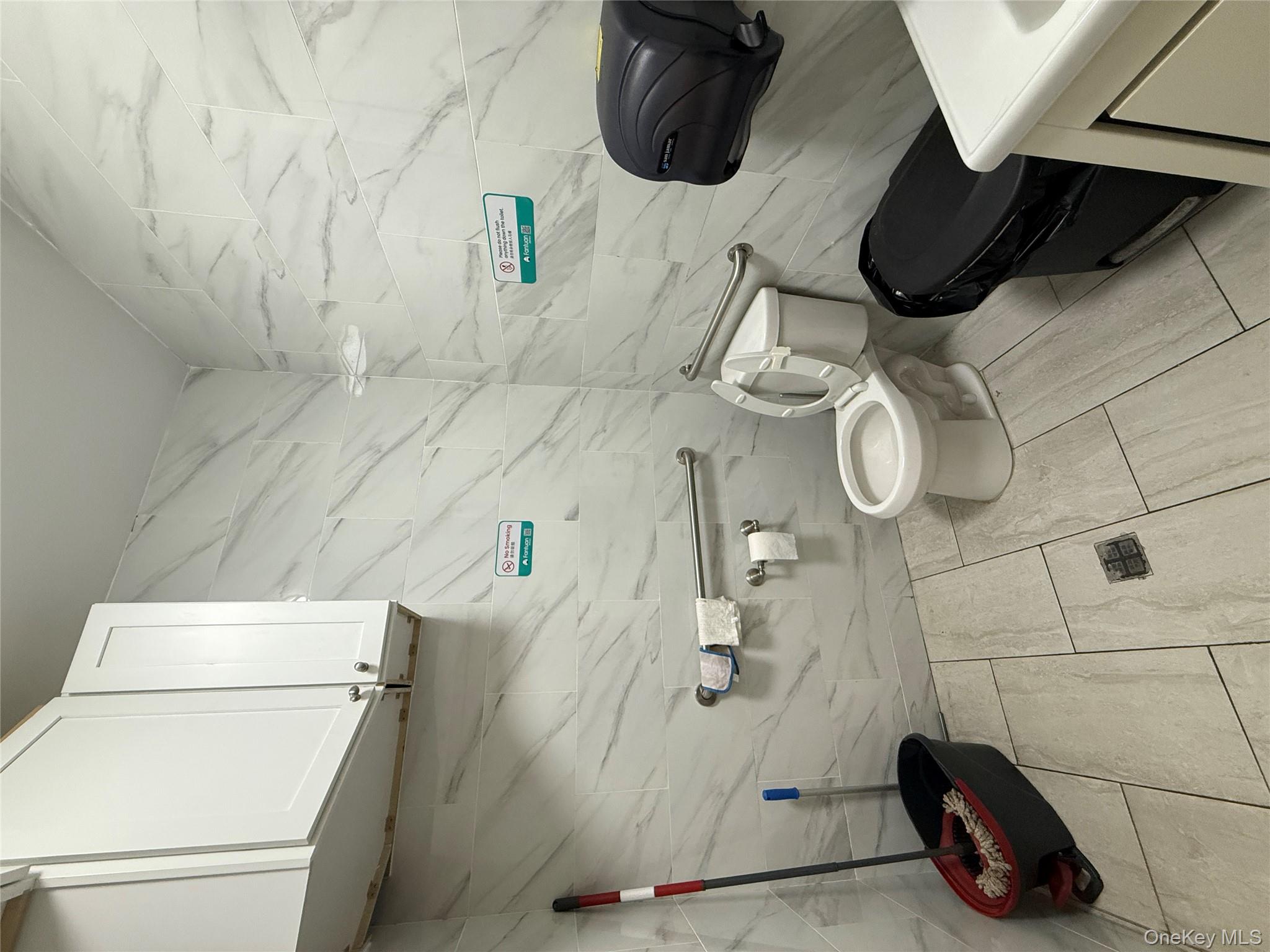 #6 photo, 4216 Bell Boulevard, Bayside , NY 11361