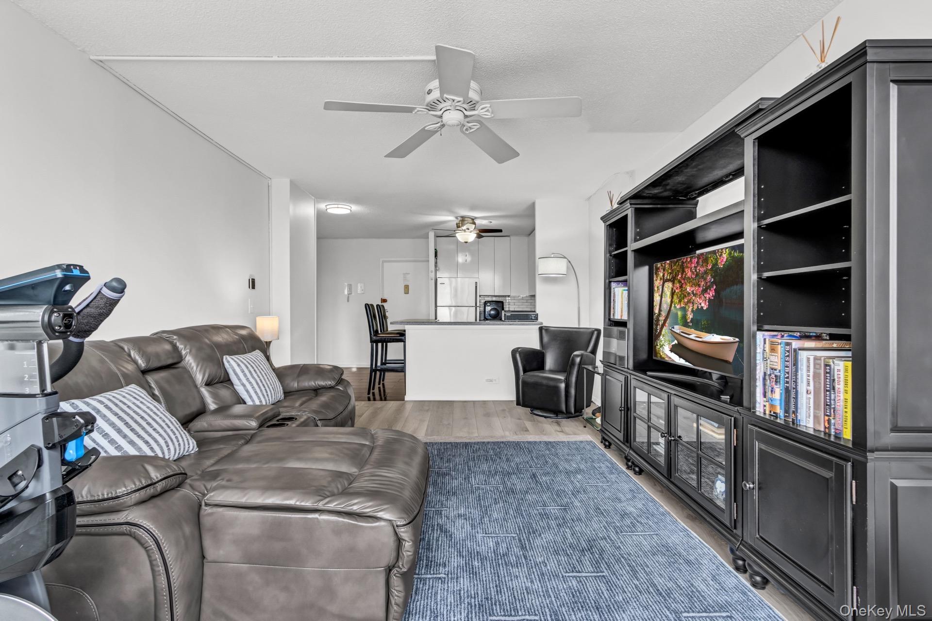 #7 photo, 345 E 93rd Street, ম্যানহাটন New York (Manhattan) , NY 10128