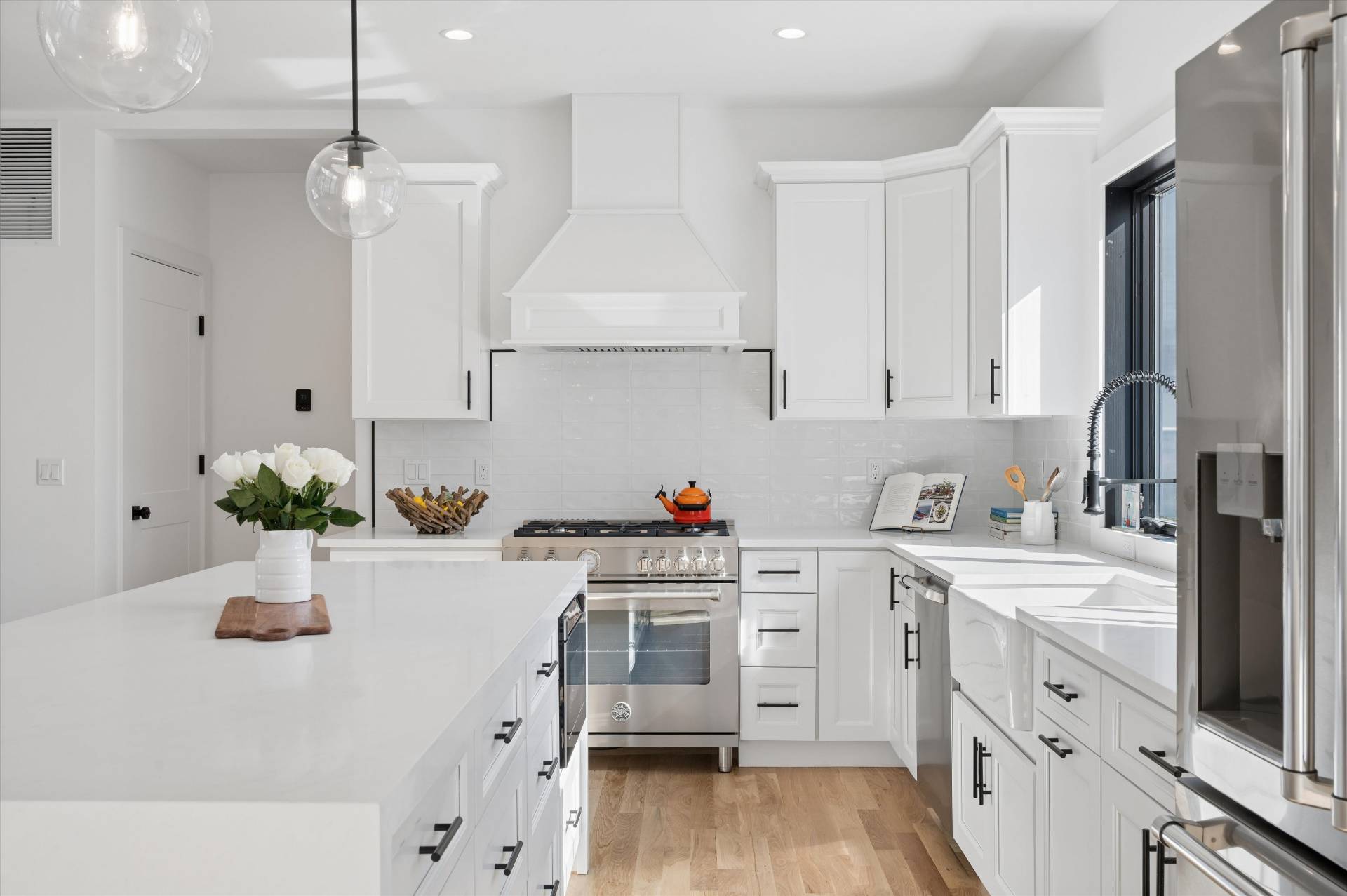 #2 photo, 14 Bay Ave, সাফোক কাউন্টি East Quogue , NY 11942