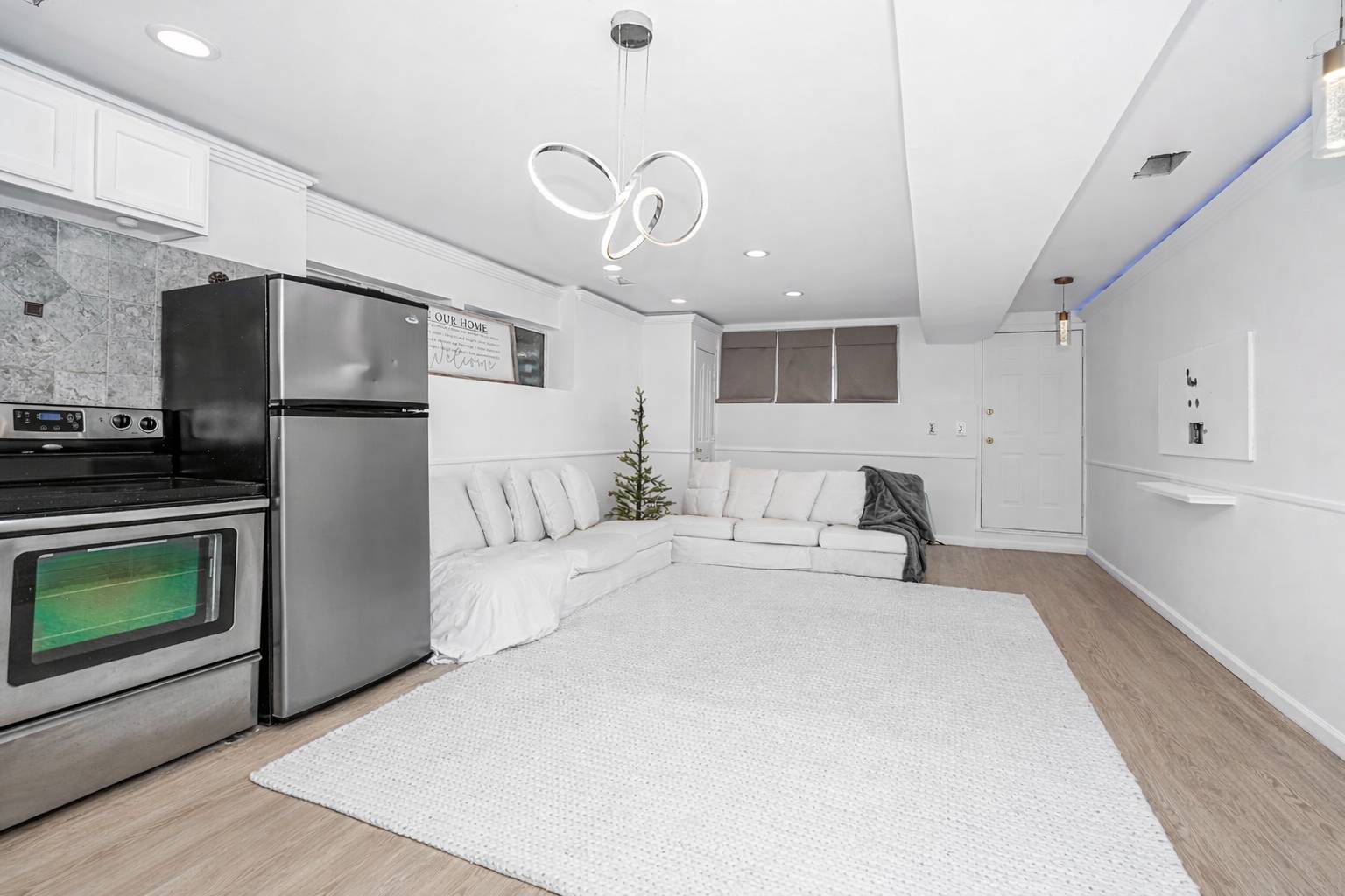 #23 photo, 170 Darnell Lane, Staten Island , NY 10309