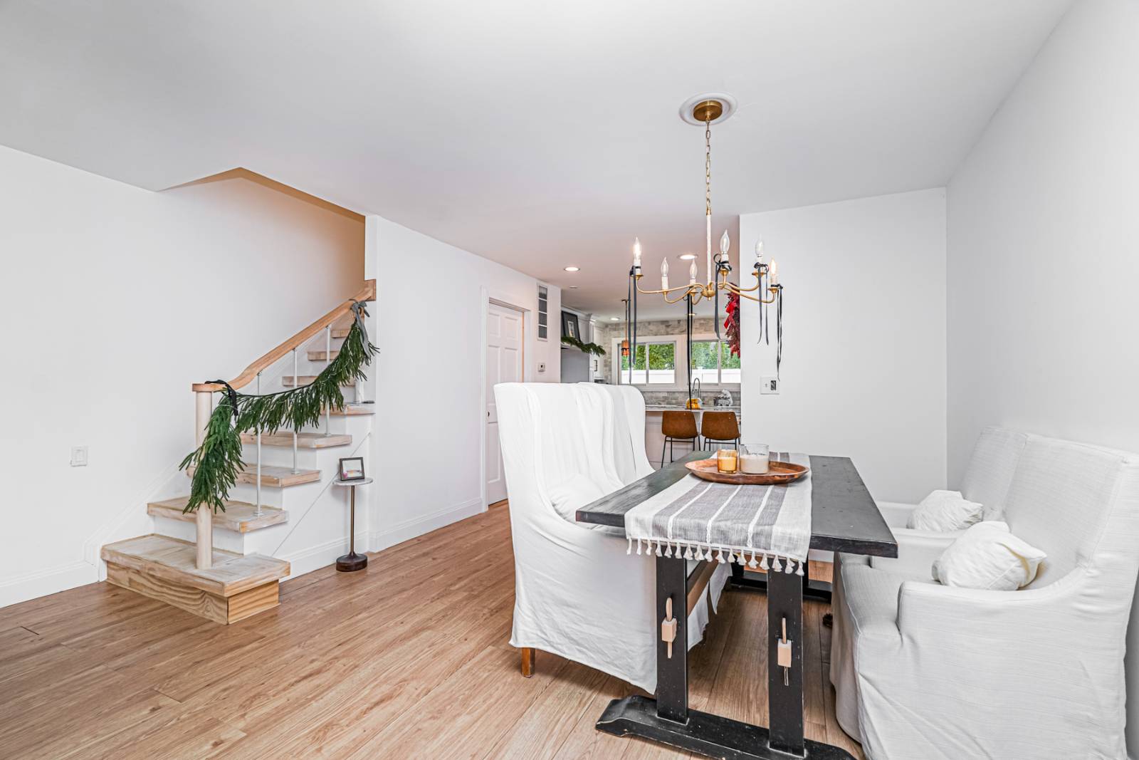 #6 photo, 170 Darnell Lane, Staten Island , NY 10309