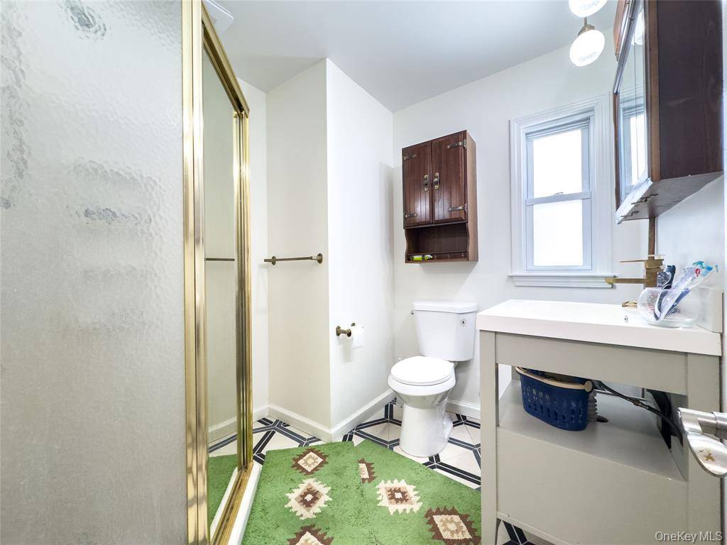 #19 photo, 8 Noel Court, Brewester , NY 10509