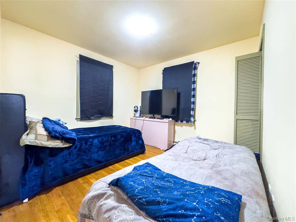 #25 photo, 8 Noel Court, Brewester , NY 10509