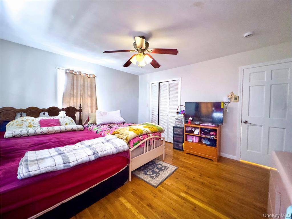 #26 photo, 8 Noel Court, Brewester , NY 10509