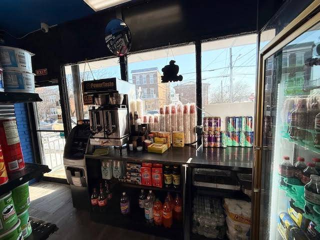 #8 photo, 183 McClean Ave., Staten Island , NY 10305